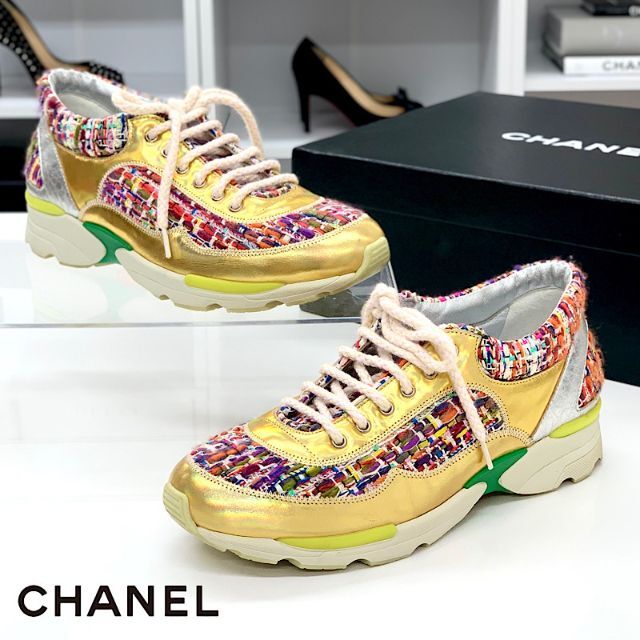 CHANEL(シャネル)の4126 シャネル ツイード レザー スニーカー マルチカラー レディースの靴/シューズ(スニーカー)の商品写真