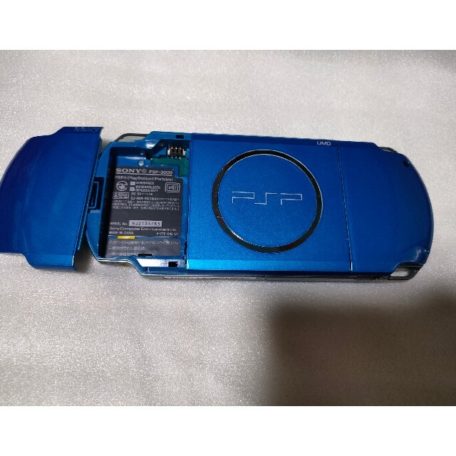 PSP3000ブルー エンタメ/ホビーのゲームソフト/ゲーム機本体(携帯用ゲーム機本体)の商品写真