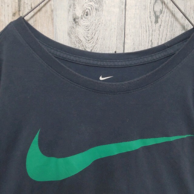 NIKE(ナイキ)の【希少カラー】NIKE ナイキ ビッグロゴプリント Tシャツ アースカラー メンズのトップス(Tシャツ/カットソー(半袖/袖なし))の商品写真