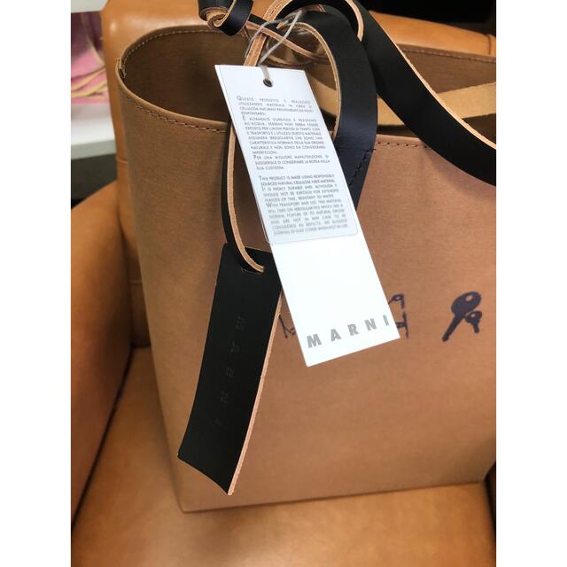 MARNI - 値下げ中 MARNI トートバッグ 未使用 マルニ レザー MARNI - 値下げ中 MARNI トートバッグ 未使用 マルニ レザー