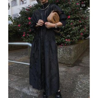 アメリヴィンテージ(Ameri VINTAGE)のUND SHEER JACQUARD TUCk DRESS(ロングワンピース/マキシワンピース)