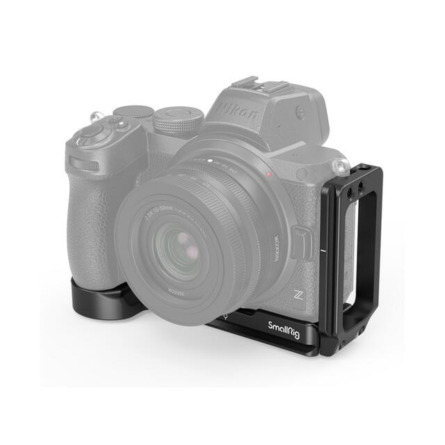 Nikon(ニコン)の【美品】Nikon Z6本体 FTZ,XQDカード,カードリーダー,L型プレート スマホ/家電/カメラのカメラ(ミラーレス一眼)の商品写真