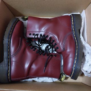 ドクターマーチン Dr.Martens 10ホール UK3 チェリーレッド