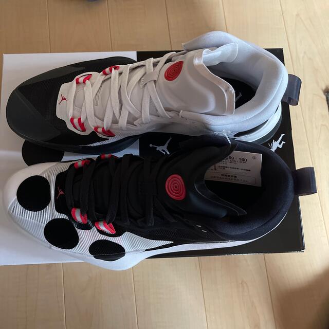 スニーカーNaruto × Nike Jordan Zion 1 White black