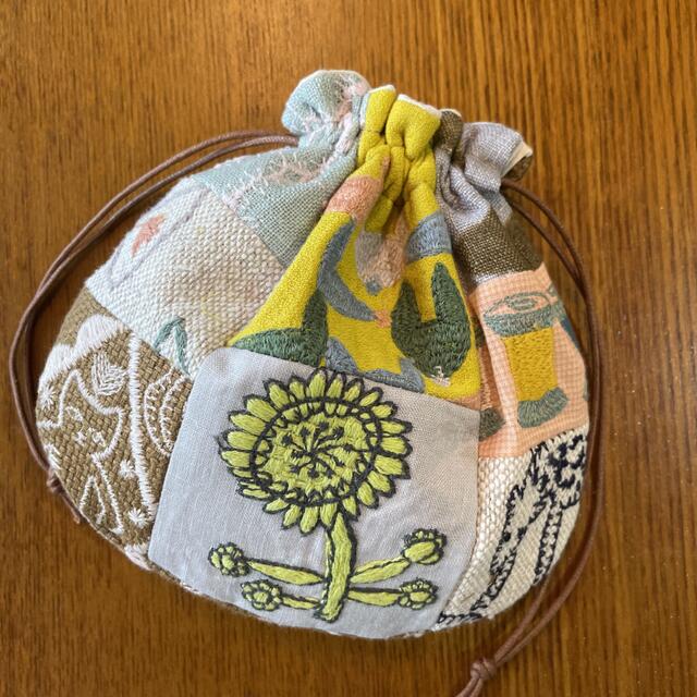 mina perhonen(ミナペルホネン)のハンドメイド　巾着 ハンドメイドのファッション小物(ポーチ)の商品写真