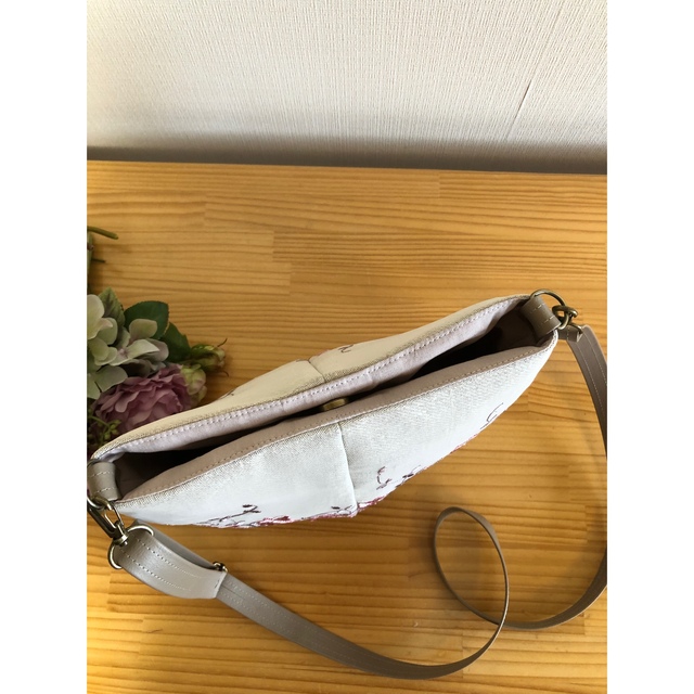 リネンのショルダーバック　ピンク系 ハンドメイドのファッション小物(バッグ)の商品写真