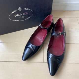 プラダ ストラップパンプスの通販 33点 | PRADAを買うならラクマ