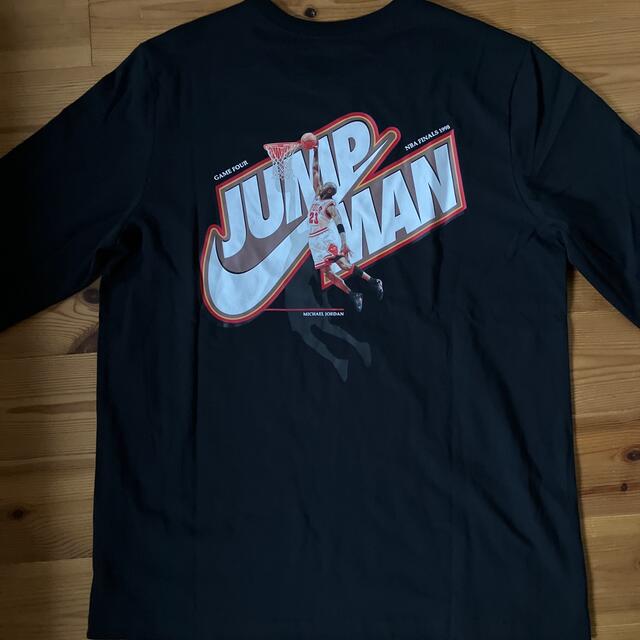 NIKE(ナイキ)のナイキジョーダンジャンプマンロングTシャツ スポーツ/アウトドアのスポーツ/アウトドア その他(バスケットボール)の商品写真