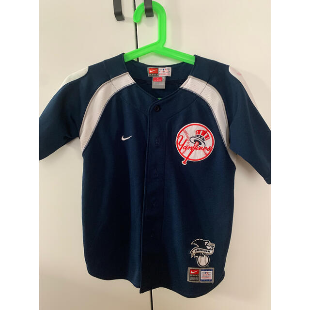 NIKE(ナイキ)のNewYork Yankees キッズジャージ キッズ/ベビー/マタニティのキッズ服男の子用(90cm~)(Tシャツ/カットソー)の商品写真