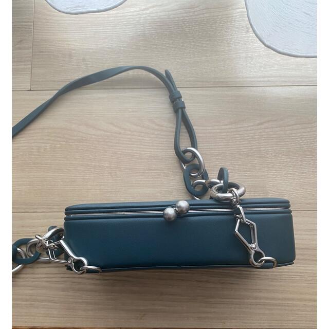 Charles and Keith(チャールズアンドキース)のCHARLES&KEITH mini cross bag レディースのバッグ(ショルダーバッグ)の商品写真