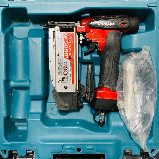 大工道具【限定値下げ】makita マキタ 高圧ピンタッカー AF 501HP 釘打ち機