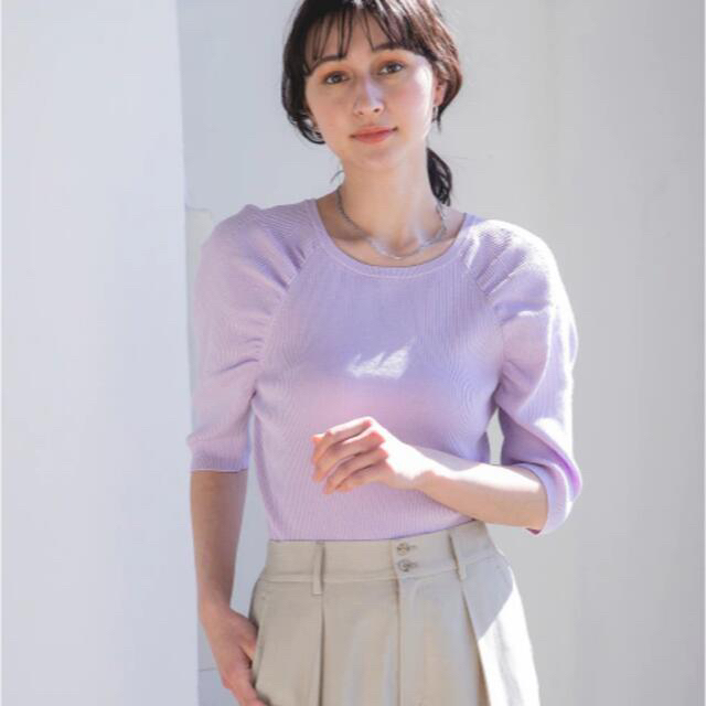 apart by lowrys(アパートバイローリーズ)のaA様専用！apart by lowrys ギャザークルーニット レディースのトップス(Tシャツ(半袖/袖なし))の商品写真