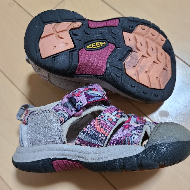 KEEN(キーン)のKEEN　サンダル キッズ/ベビー/マタニティのキッズ靴/シューズ(15cm~)(サンダル)の商品写真