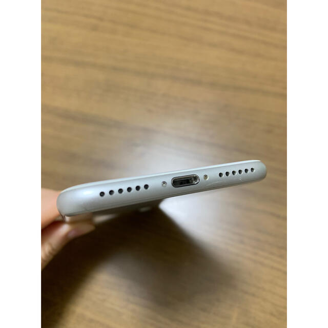 Apple(アップル)のiPhone8 スマホ/家電/カメラのスマートフォン/携帯電話(スマートフォン本体)の商品写真