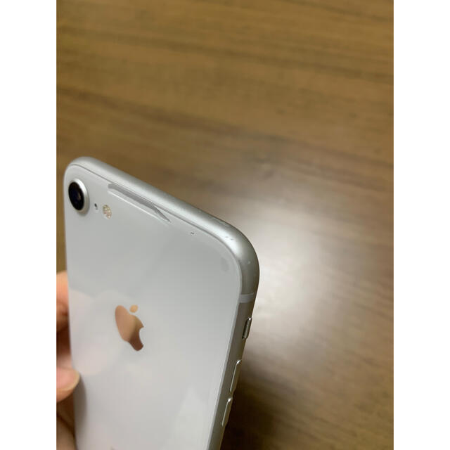 Apple(アップル)のiPhone8 スマホ/家電/カメラのスマートフォン/携帯電話(スマートフォン本体)の商品写真