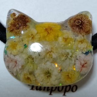 ヘアゴム★ ハンドメイド レジン☆ かすみ草★ 猫ちゃん 黄色系(ヘアアクセサリー)