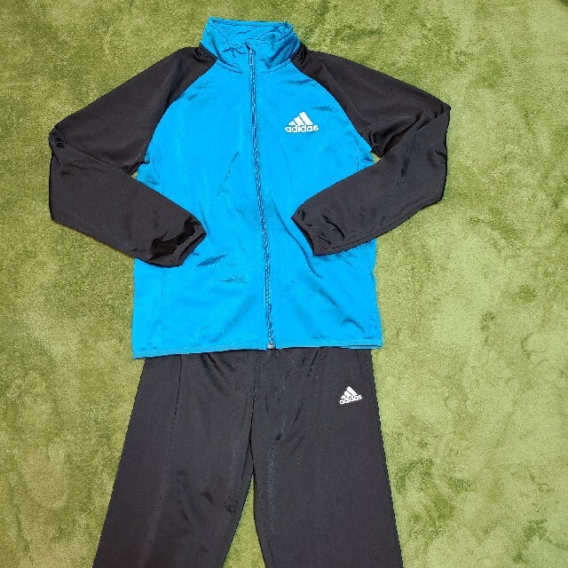 adidas(アディダス)の雪月様専用　adidas　キッズ　ジャージ上下セット　140 キッズ/ベビー/マタニティのキッズ服男の子用(90cm~)(その他)の商品写真