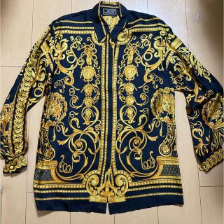 ジャンニヴェルサーチ(Gianni Versace)の未使用 VERSACE バロック バロッコ柄 シルクシャツ 42(Tシャツ/カットソー(七分/長袖))