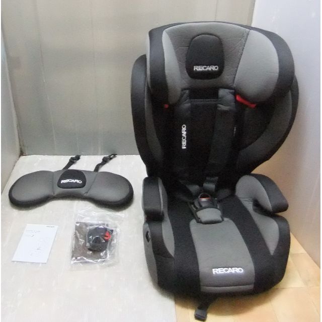 RECARO(レカロ)の綺麗/RECARO Start J１/１～１２歳/コンパクト/洗濯済み キッズ/ベビー/マタニティの外出/移動用品(自動車用チャイルドシート本体)の商品写真