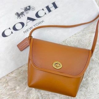 美品✨ COACH クラッチバッグ レキシー ターンロック レザー ブラック