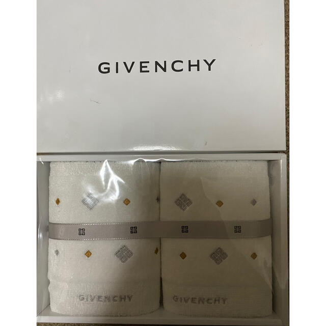 GIVENCHY(ジバンシィ)のジバンシー　タオルハンカチ　2枚セット レディースのファッション小物(ハンカチ)の商品写真