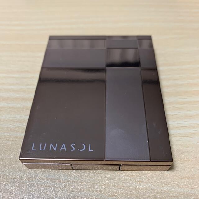 LUNASOL(ルナソル)のルナソル　モデリングアイズ　01 コスメ/美容のベースメイク/化粧品(アイシャドウ)の商品写真