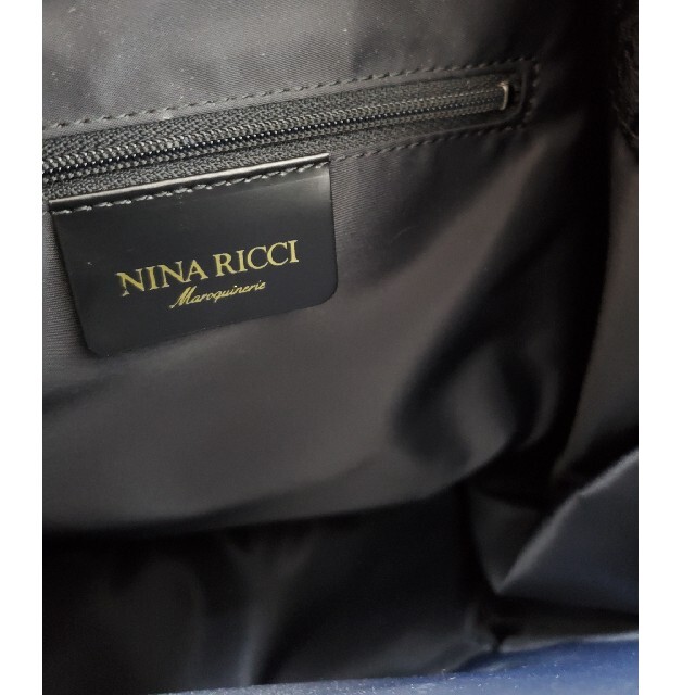 NINA RICCI(ニナリッチ)のセール❗ニナリッチ ナイロン リュック  美品 軽量 レディースのバッグ(リュック/バックパック)の商品写真
