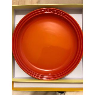 ルクルーゼ(LE CREUSET)のル・クルーゼ オレンジ ラウンドプレート 19cm(食器)