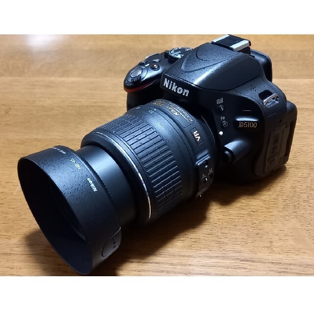 Nikon(ニコン)のNikon D5100 セット バリアングル スマホ/家電/カメラのカメラ(デジタル一眼)の商品写真