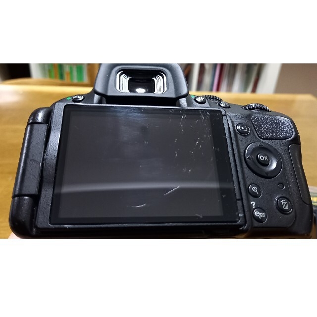 Nikon(ニコン)のNikon D5100 セット バリアングル スマホ/家電/カメラのカメラ(デジタル一眼)の商品写真