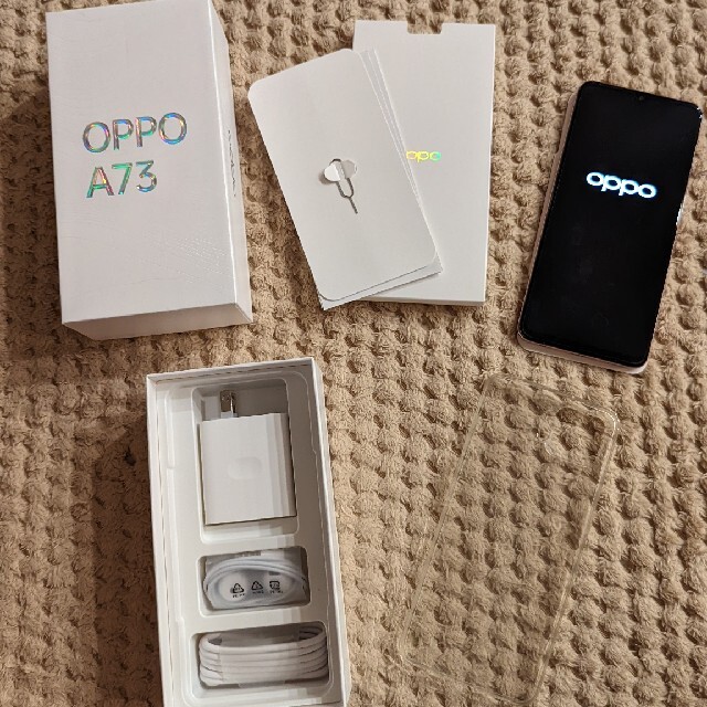 OPPO A73 オレンジ　美品