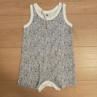 プチバトー(PETIT BATEAU)のpetit bateau ノースリーブロンパース6m/67cm(ロンパース)