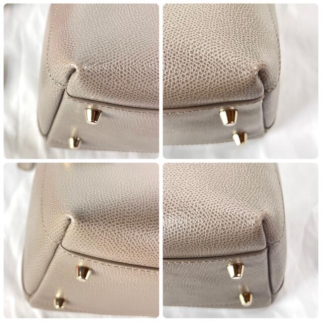 Furla(フルラ)の美品✨フルラ　FURLA パイパー  M グレージュ　2way ショルダーバッグ レディースのバッグ(ショルダーバッグ)の商品写真