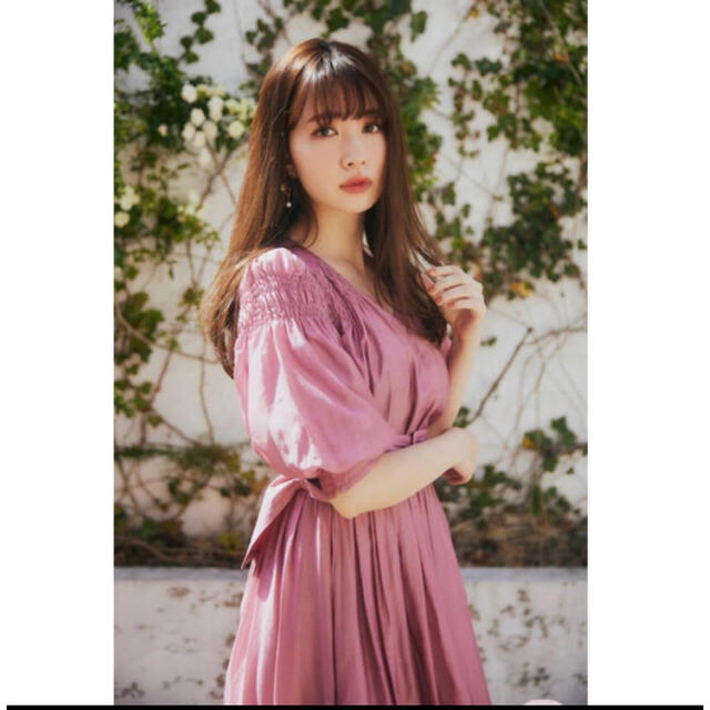 herlipto新品タグ付き　herlipto　Airy Volume Sleeve Dress