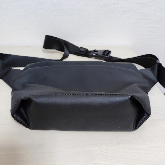 (美品)スリングバッグ マクアケ クラウドファンディング メンズのバッグ(ボディーバッグ)の商品写真