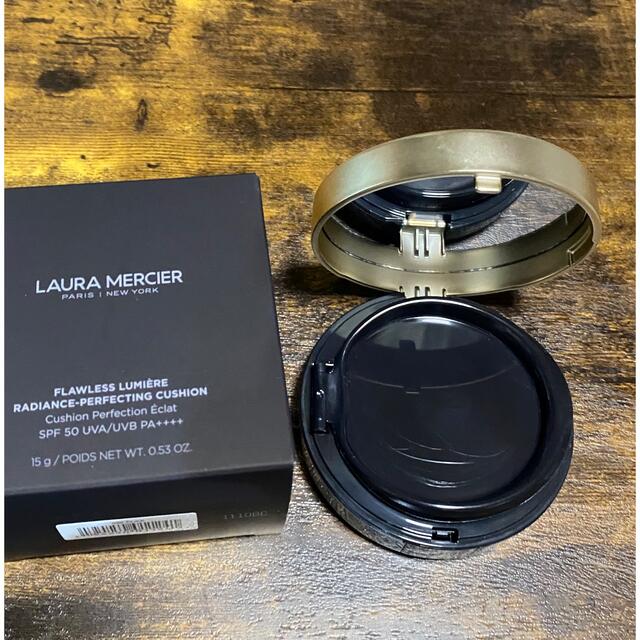 laura mercier(ローラメルシエ)のフローレス ルミエール ラディアンス パーフェクティング クッション 1N0 コスメ/美容のベースメイク/化粧品(ファンデーション)の商品写真