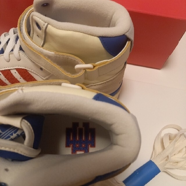 adidas(アディダス)の海外限定 adidas Originals FORUM 84 HI Kansas メンズの靴/シューズ(スニーカー)の商品写真