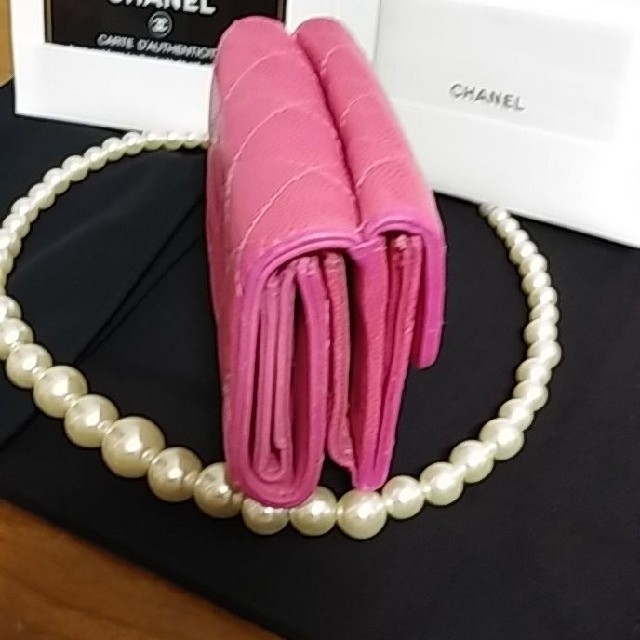 CHANEL(シャネル)の★美品♡シャネル クラッシック スモールフラップ  財布☆正規品 レディースのファッション小物(財布)の商品写真