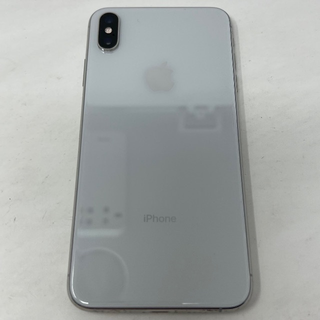 Apple(アップル)のSIMフリー iPhone Xs Max 256GB MT6V2J/A シルバー スマホ/家電/カメラのスマートフォン/携帯電話(スマートフォン本体)の商品写真