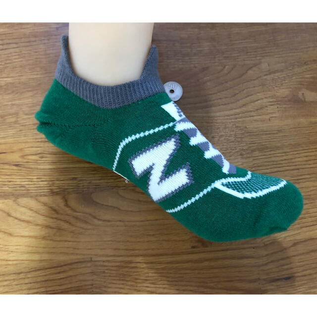 New Balance(ニューバランス)の新品ニューバランスnew balanceレディースソックス靴下4足セット617 レディースのレッグウェア(ソックス)の商品写真