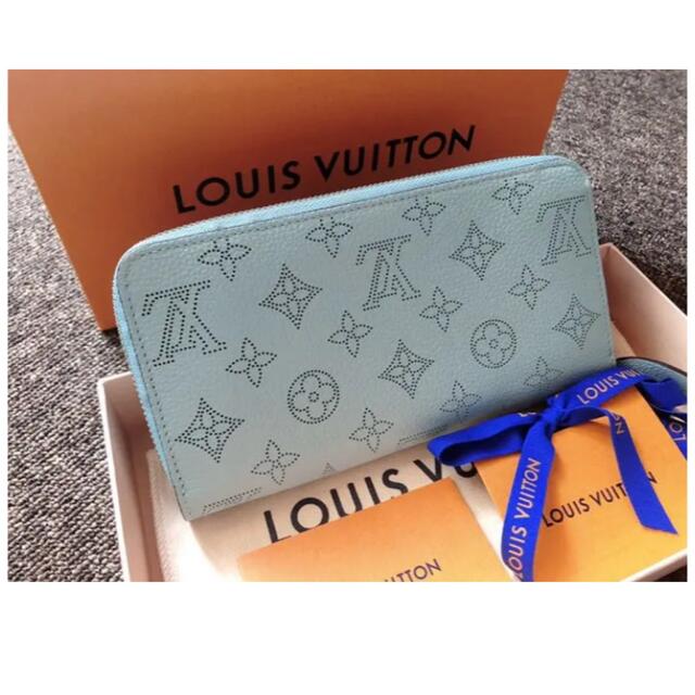 LOUIS VUITTON(ルイヴィトン)の限定色 新品Louis Vuitton長財布マヒナ ジッピーウォレット レディースのファッション小物(財布)の商品写真