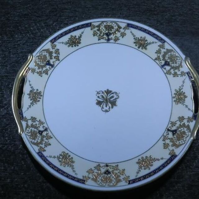 Noritake(ノリタケ)のオールドノリタケ　マルキ　盛り上げ金彩　ハンドペイント24cm　1910年 インテリア/住まい/日用品のインテリア小物(置物)の商品写真