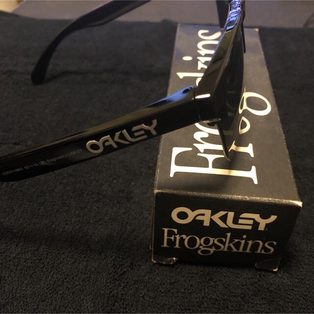 FRAGMENT(フラグメント)のFRAGMENT DESIGN OAKLEY FROGSKINS LITE メンズのファッション小物(サングラス/メガネ)の商品写真