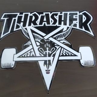 スラッシャー(THRASHER)の(縦２２cm横22.8cm) THRASHER スラッシャー　ＢＩＧステッカー(スケートボード)