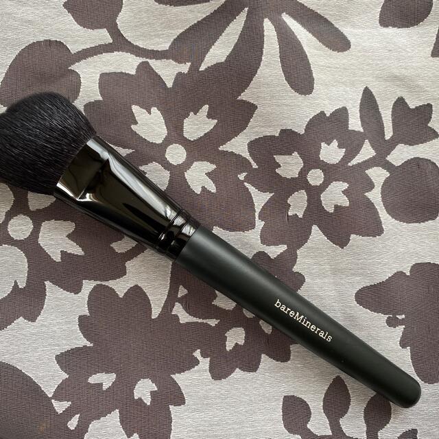 bareMinerals(ベアミネラル)のbareMinerals ブラシ　新品、未使用 コスメ/美容のベースメイク/化粧品(その他)の商品写真