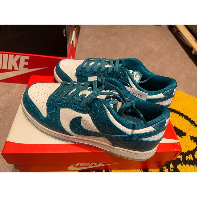 NIKE(ナイキ)のNike WMNS Dunk Low "Ocean" メンズの靴/シューズ(スニーカー)の商品写真