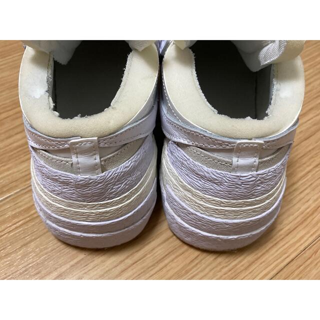 NIKE(ナイキ)のsacai × Nike Blazer Low "White Patent メンズの靴/シューズ(スニーカー)の商品写真