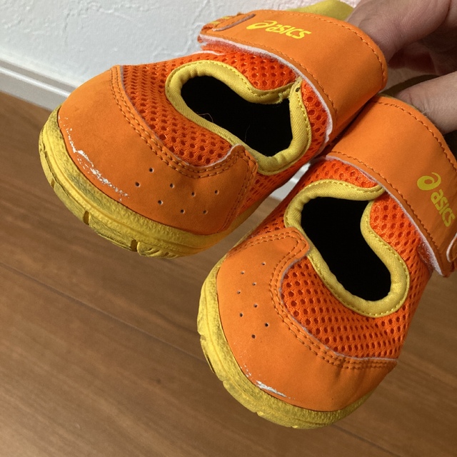 asics(アシックス)のasics サンダル　14.5cm キッズ/ベビー/マタニティのベビー靴/シューズ(~14cm)(サンダル)の商品写真