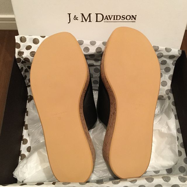 J&M DAVIDSON(ジェイアンドエムデヴィッドソン)の新品未使用✨ J＆M DAVIDSON ジェイ&エム デヴィッドソン ミュール レディースの靴/シューズ(サンダル)の商品写真