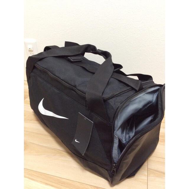NIKE タグ付き ナイキ ブラジリア ダッフル ボストンバッグ 40L 黒色の通販 by czhu5378|ナイキならラクマ タグ付き ナイキ ブラジリア ダッフル ボストンバッグ 81L 黒色 大容量